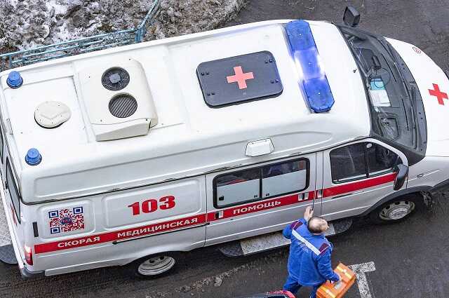 Школьницу нашли на грани смерти в Воронеже после странного СМС другу с одним словом